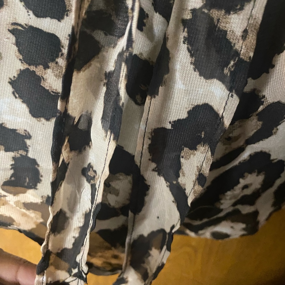 Leopard Romper - Picture 5 of 6